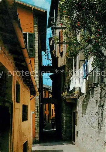 AK / Ansichtskarte Malcesine Lago di Garda Tipico rustico Typische Gasse Kat. Malcesine