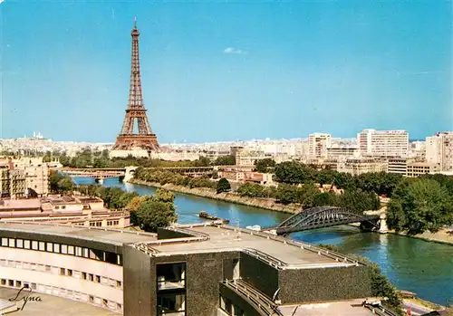 AK / Ansichtskarte Paris La Tour Eiffel et la Seine Kat. Paris