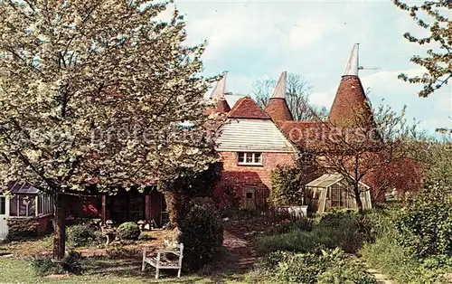 AK / Ansichtskarte Kent Kentish Oast Houses Springtime