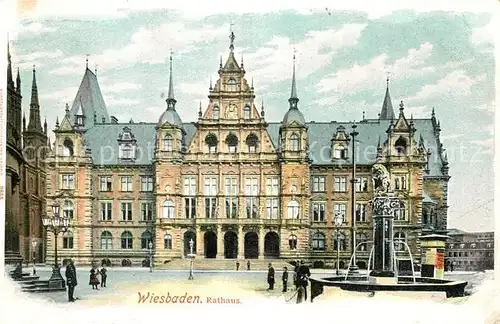 AK / Ansichtskarte Wiesbaden Rathaus Brunnen Kat. Wiesbaden