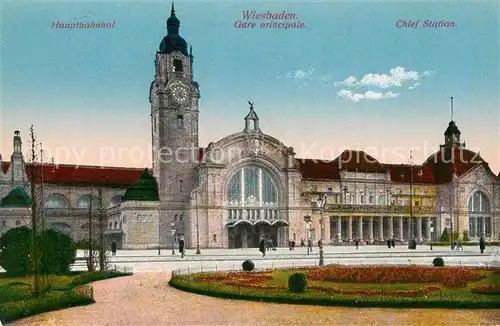 AK / Ansichtskarte Wiesbaden Hauptbahnhof Kat. Wiesbaden