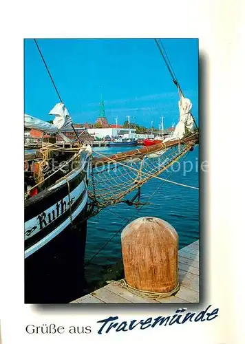 AK / Ansichtskarte Travemuende Ostseebad Segelschiff Bug am Anleger Kat. Luebeck
