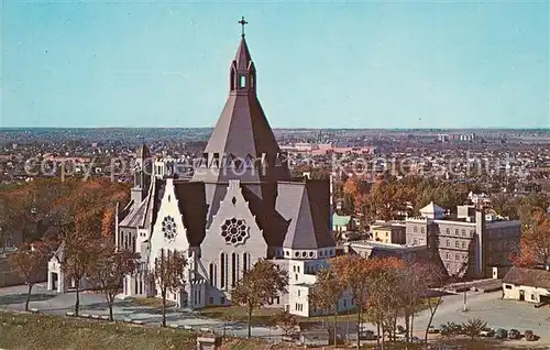 AK / Ansichtskarte Quebec Vue aerienne de la nouvelle Basilique Sanctuaire National de Notre Dame du Cap Kat. Quebec