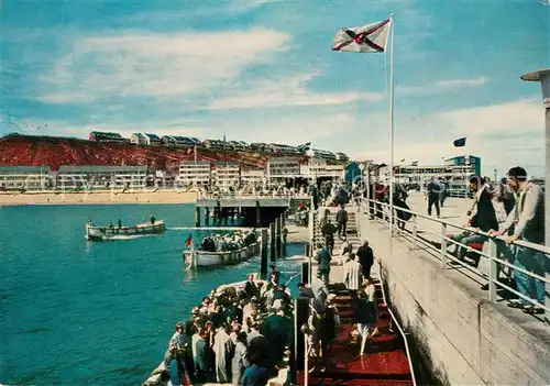 AK / Ansichtskarte Helgoland Ausbootung Landungsbr&#252;cke Kat. Helgoland