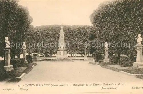 AK / Ansichtskarte Saint Maixent Sarthe Monument de la Defense Nationale