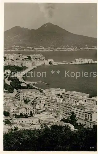 AK / Ansichtskarte Napoli Neapel Panorama Golfo di Napoli Volcano Kuestenpanorama Vulkan Vesuv Kat. Napoli
