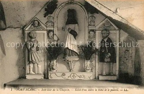 AK / Ansichtskarte Port Blanc Interieur de la Chapelle Saint Yves entre le riche et le pauvre Kat. Larmor Baden