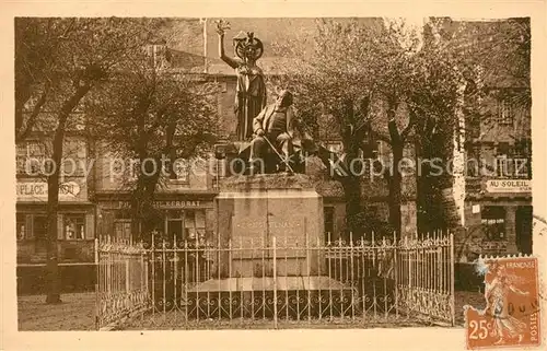 AK / Ansichtskarte Treguier Cotes d Armor Monument Ernest Renan Kat. Treguier