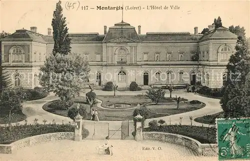 AK / Ansichtskarte Montargis Loiret Hotel de Ville Kat. Montargis