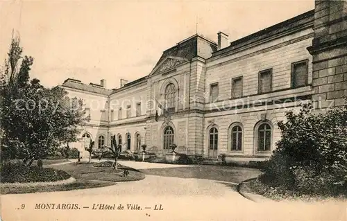 AK / Ansichtskarte Montargis Loiret Hotel de Ville Kat. Montargis