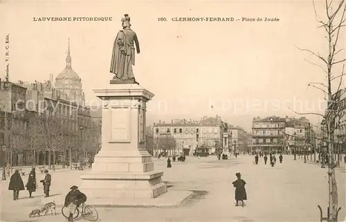 AK / Ansichtskarte Clermont Ferrand Puy de Dome Place de Jaude Kat. Clermont Ferrand