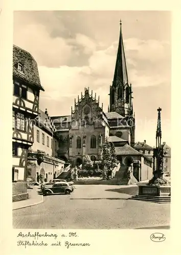AK / Ansichtskarte Aschaffenburg Main Stiftskirche mit Brunnen  Kat. Aschaffenburg