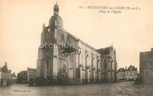 AK / Ansichtskarte Rochefort sur Loire Place de l Eglise Kat. Rochefort sur Loire
