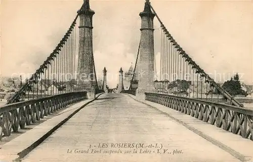 AK / Ansichtskarte Les Rosiers sur Loire Le Grand Pont suspendu sur la Loire Kat. Les Rosiers sur Loire