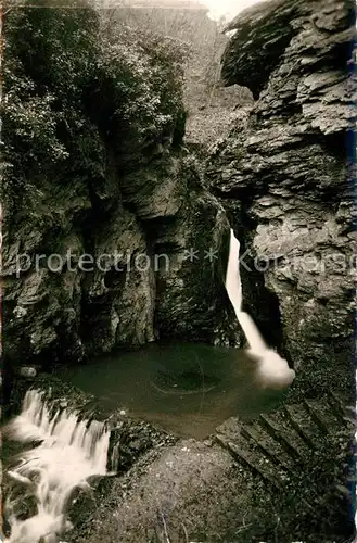 AK / Ansichtskarte Bernkastel Kues Wasserfall Felsen Natur Kat. Bernkastel Kues