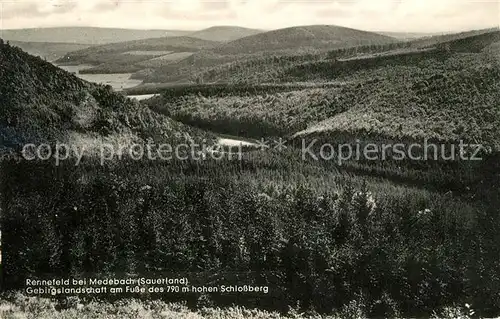 AK / Ansichtskarte Medebach Rennefeld Gebirgslandschaft am Fusse des hohen Schlossberg Kat. Medebach