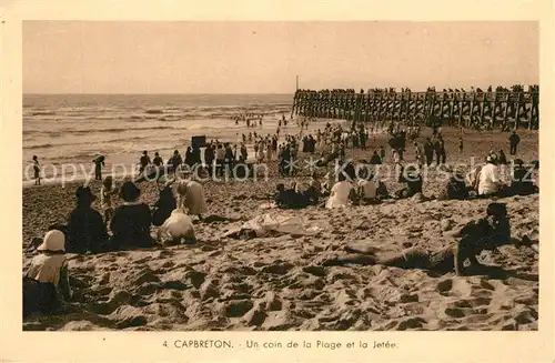 AK / Ansichtskarte Capbreton sur Mer Un coin de la Plage et la Jetee Kat. Capbreton