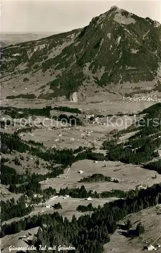 AK / Ansichtskarte Gunzesried Gunzesrieder Tal mit Gruenten Fliegeraufnahme Kat. Blaichach