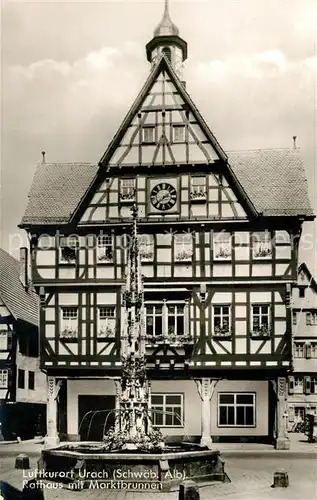 AK / Ansichtskarte Urach Bad Rathaus Marktbrunnen Kat. Bad Urach