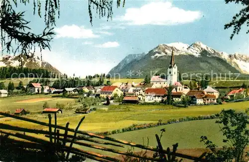 AK / Ansichtskarte Mariapfarr Ortsansicht mit Kirche Alpen Kat. Mariapfarr