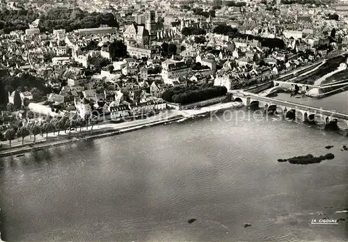 AK / Ansichtskarte Nevers Nievre Fliegeraufnahme Cathedrale Kat. Nevers