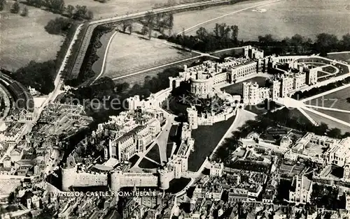 AK / Ansichtskarte Windsor Castle Aerial view Valentine s Postcard Kat. City of London
