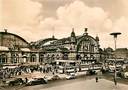 AK / Ansichtskarte Bahnhof Frankfurt am Main Hauptbahnhof Strassenbahn  Kat. Eisenbahn