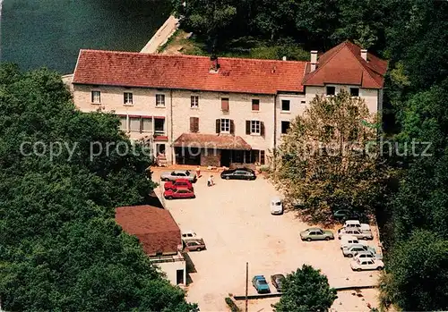 AK / Ansichtskarte Morestel Restaurant Hotel Auberge de Roche Plage Kat. Morestel