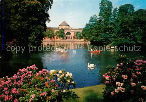 AK / Ansichtskarte Wiesbaden Kurpark mit Kurhaus Kat. Wiesbaden