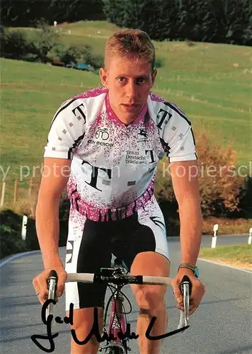 AK / Ansichtskarte Radsport Radrennfahrer Gerd Audehm Autogramm Telekom Kat. Sport