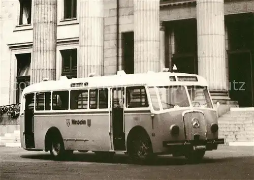 AK / Ansichtskarte Autobus Omnibus Oldtimer 1940 41 Daimler Benz op 3750 Wiesbaden Kat. Autos