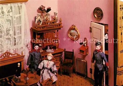 AK / Ansichtskarte Puppen Puppenstube mit Salon um 1900 Rheinisches Freilichtmuseum Kommern Kat. Spielzeug