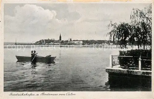 AK / Ansichtskarte Friedrichshafen Bodensee Panorama Ruderboot Kat. Friedrichshafen