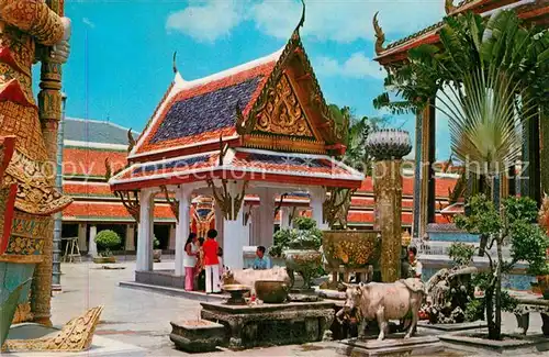 AK / Ansichtskarte Bangkok Inside ground of Wat Phra Keo Emerald Buddha Temple Kat. Bangkok
