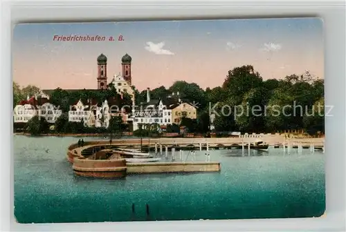 AK / Ansichtskarte Friedrichshafen Bodensee Schloss Hafen Kat. Friedrichshafen
