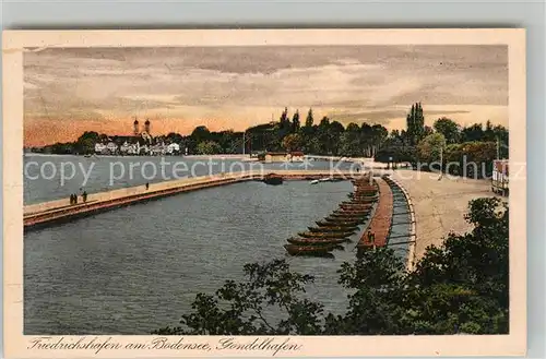 AK / Ansichtskarte Friedrichshafen Bodensee Gondelhafen Schloss Kat. Friedrichshafen