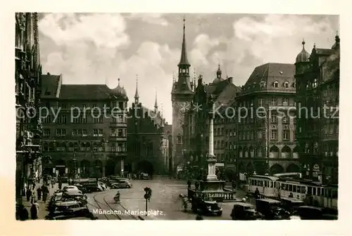 AK / Ansichtskarte Muenchen Marienplatz Kat. Muenchen