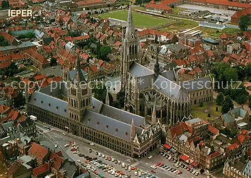 AK / Ansichtskarte Ieper Marktplatz Lakenhallen St Maarten Kathedrale Fliegeraufnahme Kat. 