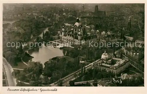 AK / Ansichtskarte Hannover Fliegeraufnahme Maschpark mit Rathaus und Provinzial Museum  Kat. Hannover