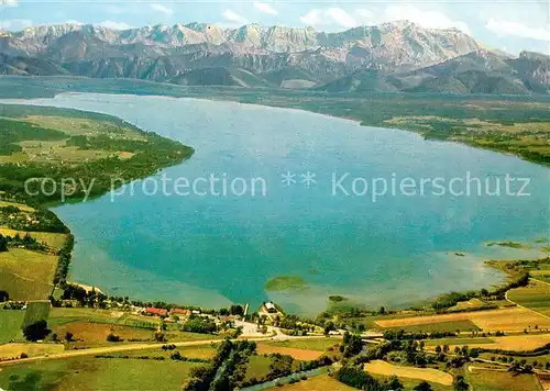 AK / Ansichtskarte Ammersee Blick auf Karwendel und Wetterstein Hochgebirge Zugspitze Fliegeraufnahme Kat. Utting a.Ammersee