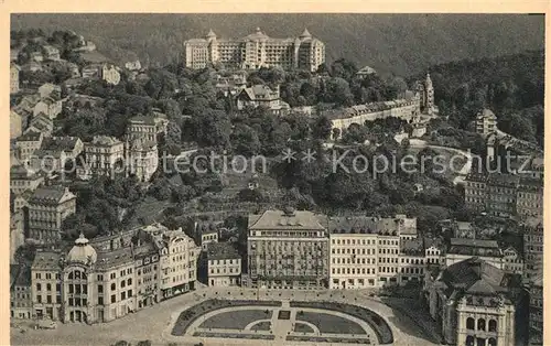 AK / Ansichtskarte Karlovy Vary Place du President Dr E Benes Kat. Karlovy Vary Karlsbad