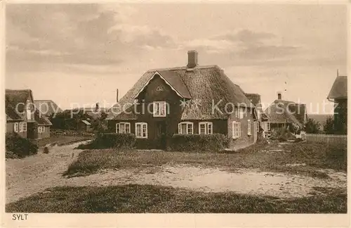 AK / Ansichtskarte Insel Sylt Friesenhaeuser Kat. Westerland