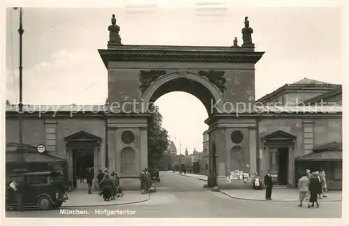 AK / Ansichtskarte Muenchen Hofgartentor Kat. Muenchen