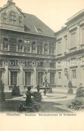 AK / Ansichtskarte Muenchen Residenz Perseusbrunnen im Grottenhof Kat. Muenchen