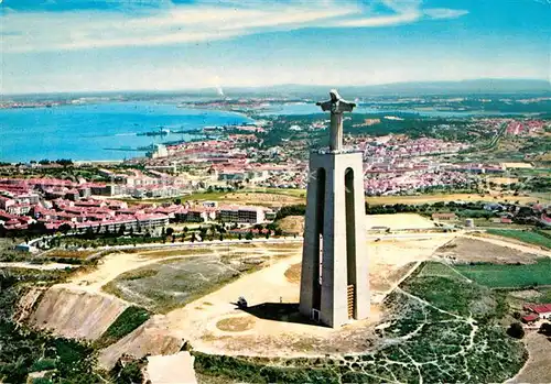 AK / Ansichtskarte Almada Monumento a Cristo Rei visto do ar Christusstatue Kat. Almada