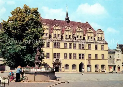 AK / Ansichtskarte Naumburg Saale Rathaus Wilhelm Pieck Platz Brunnen Kat. Naumburg