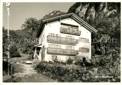 AK / Ansichtskarte Vitznau Vierwaldstaettersee Ferienwohnungen und Zimmer Haus Grischuna Kat. Vitznau