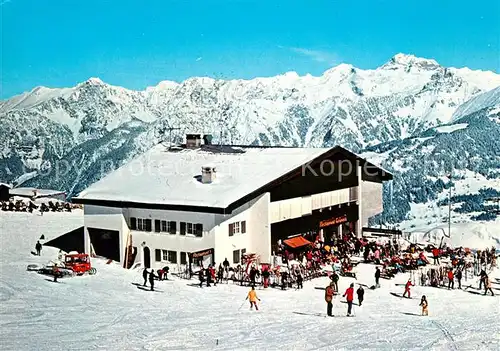 AK / Ansichtskarte Tschagguns Vorarlberg Bergrestaurant Grueneck mit Blick gegen Rote Wand Wintersport Montafon Kat. Tschagguns