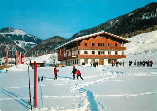AK / Ansichtskarte Erpfendorf Gasthof Pension Laerchenhof Wintersportplatz Alpen Kat. Kirchdorf in Tirol