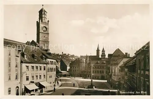 AK / Ansichtskarte Ravensburg Wuerttemberg Am Platz Kirche Denkmal Kat. Ravensburg